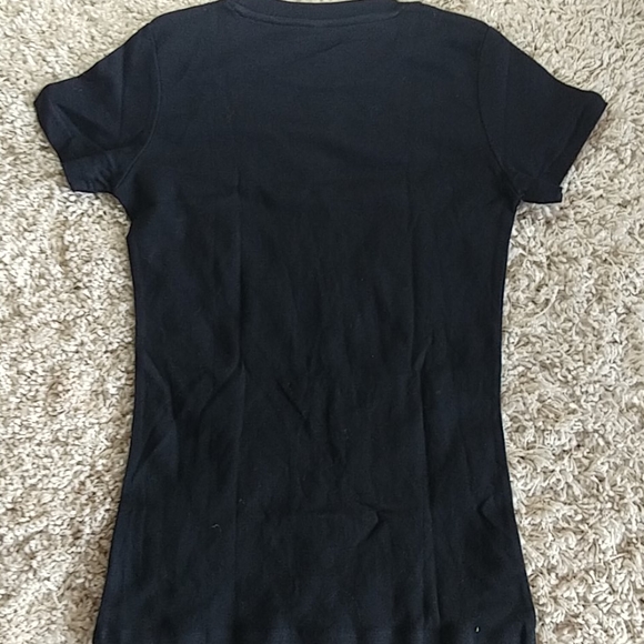 LAS VEGAS (XL) & CHICAGO (M) Women's Tops - Picture 7 of 7